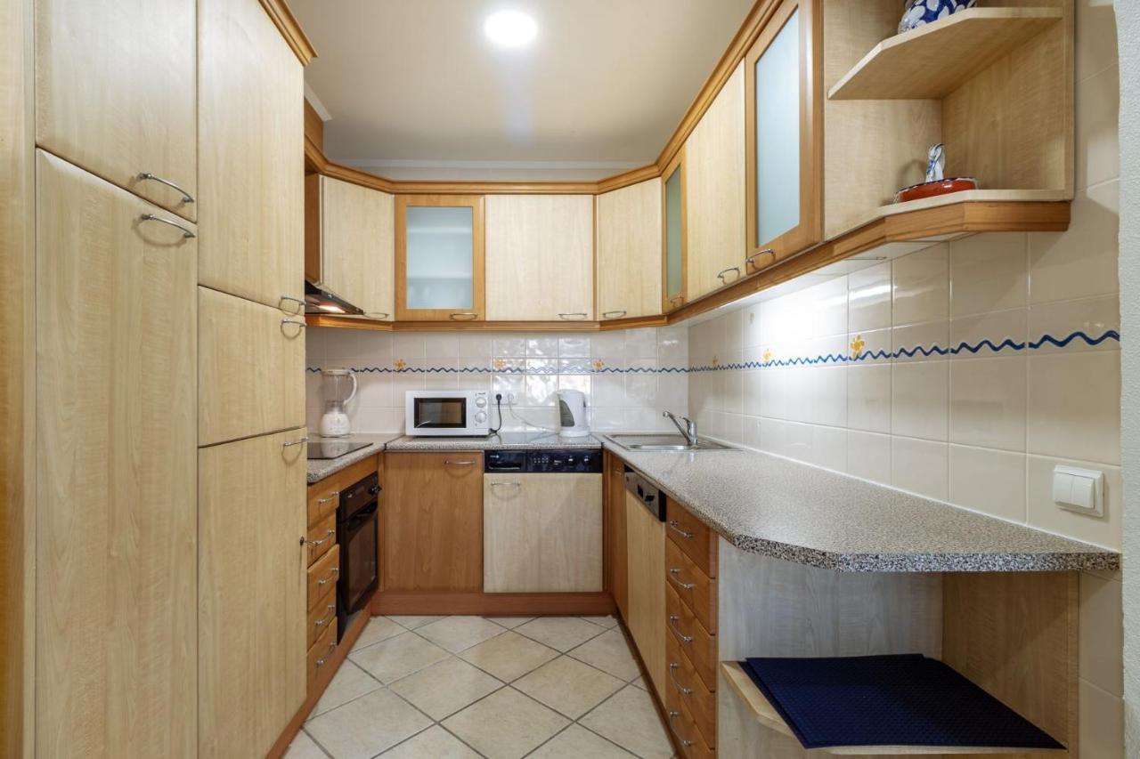 Top Renoviertes Apartment Mit Grosser Terrasse Albufeira Dış mekan fotoğraf