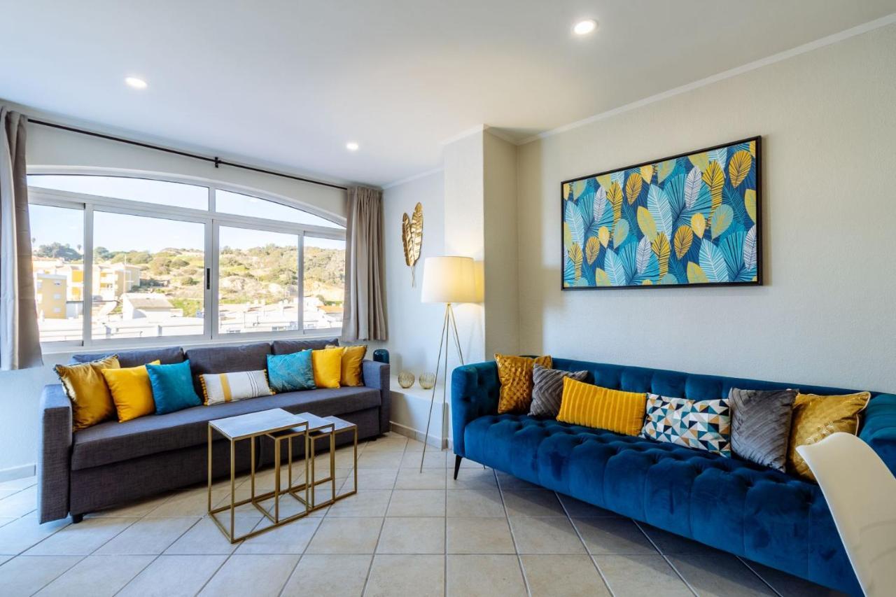 Top Renoviertes Apartment Mit Grosser Terrasse Albufeira Dış mekan fotoğraf